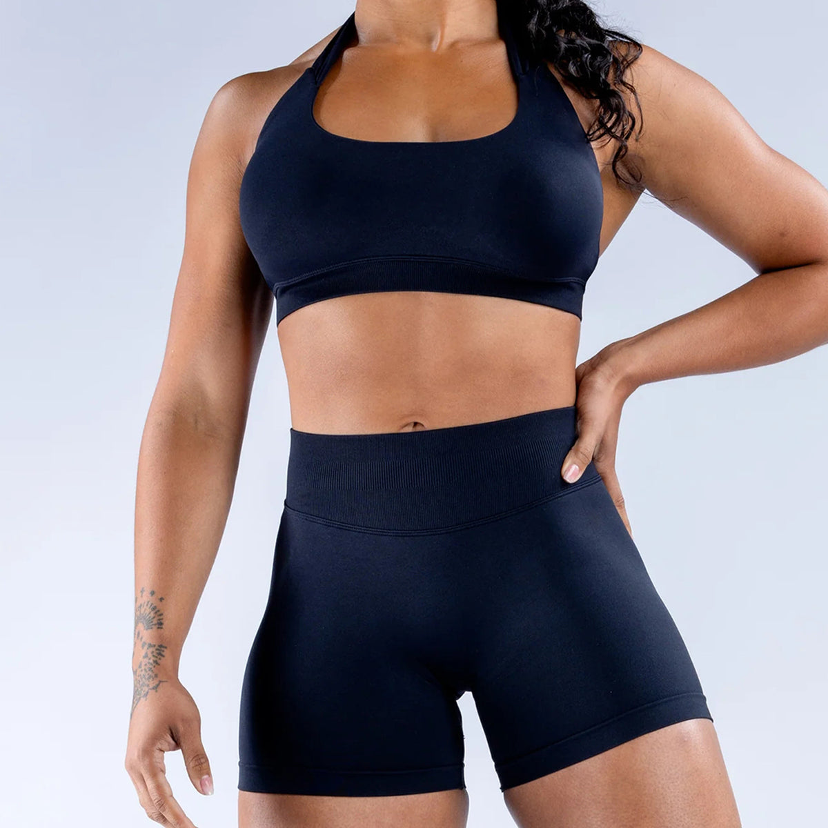 Halter Seamless Sports Bra