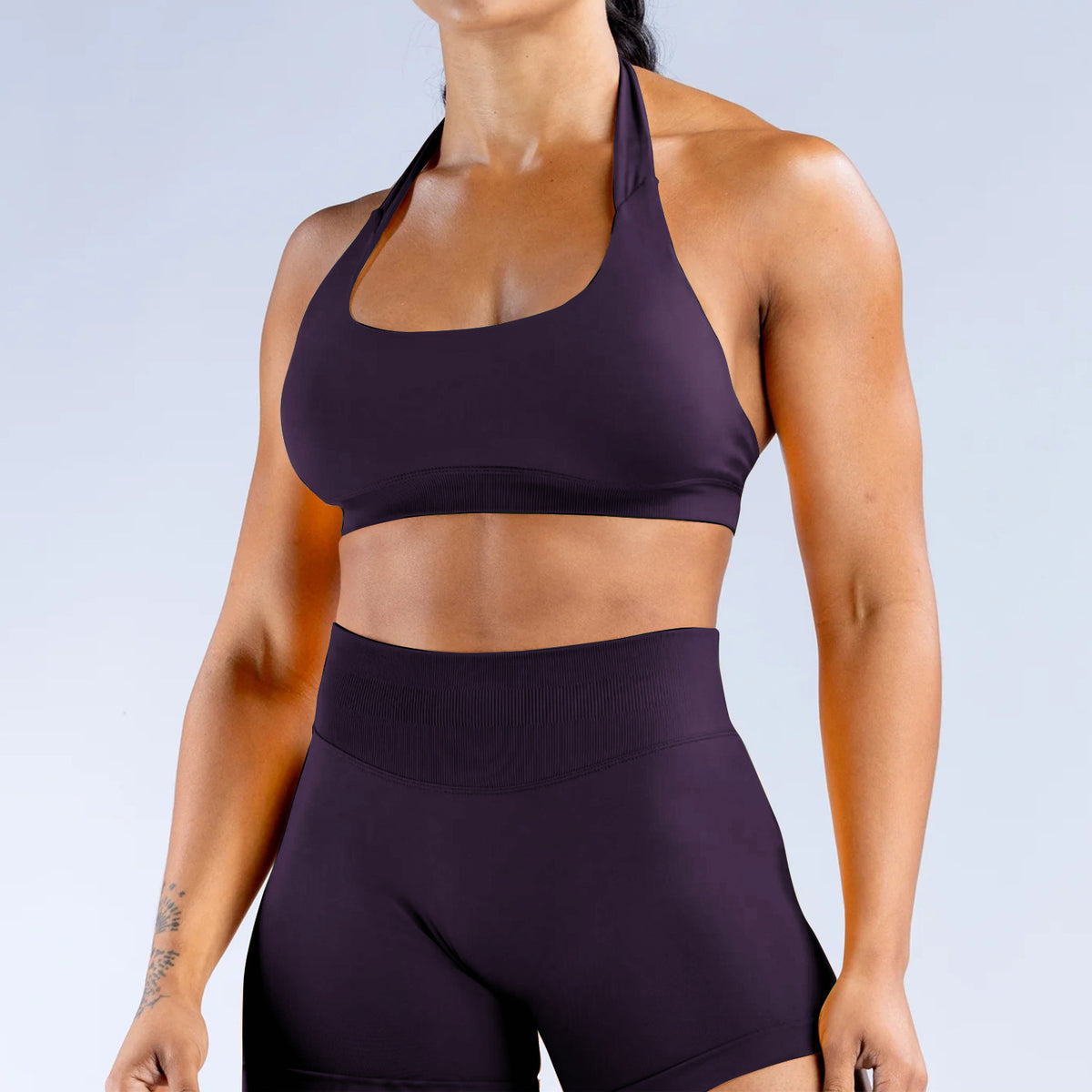 Halter Seamless Sports Bra
