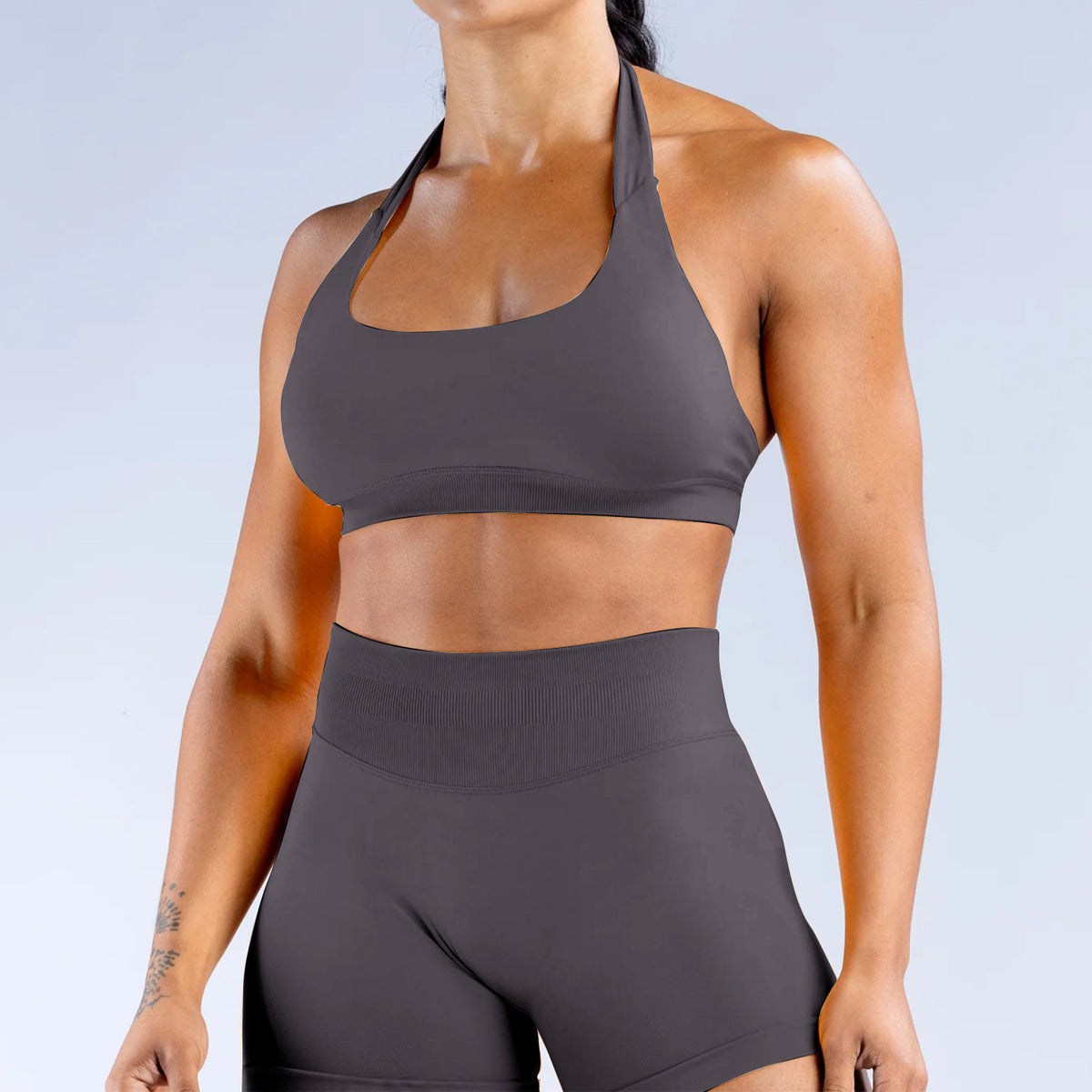 Halter Seamless Sports Bra